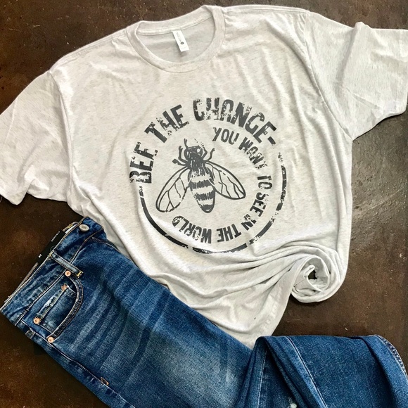 Tops - Bee The Change Graphic Tee